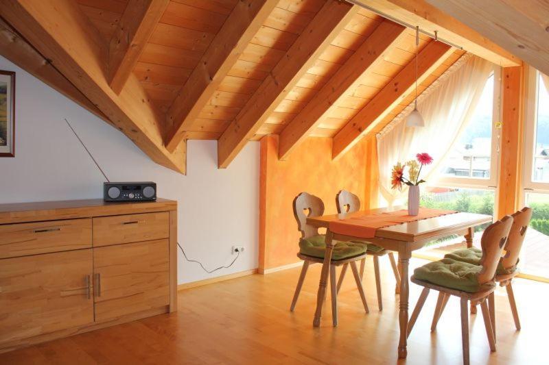 Ferienwohnung Wuehn ไทเซนดอร์ฟ ภายนอก รูปภาพ