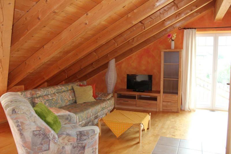Ferienwohnung Wuehn ไทเซนดอร์ฟ ภายนอก รูปภาพ